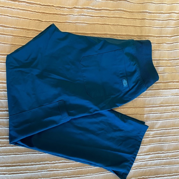 Bundle (2) Dickies Womens Wide Waste Band Scrub Pant - Picture 3 of 8